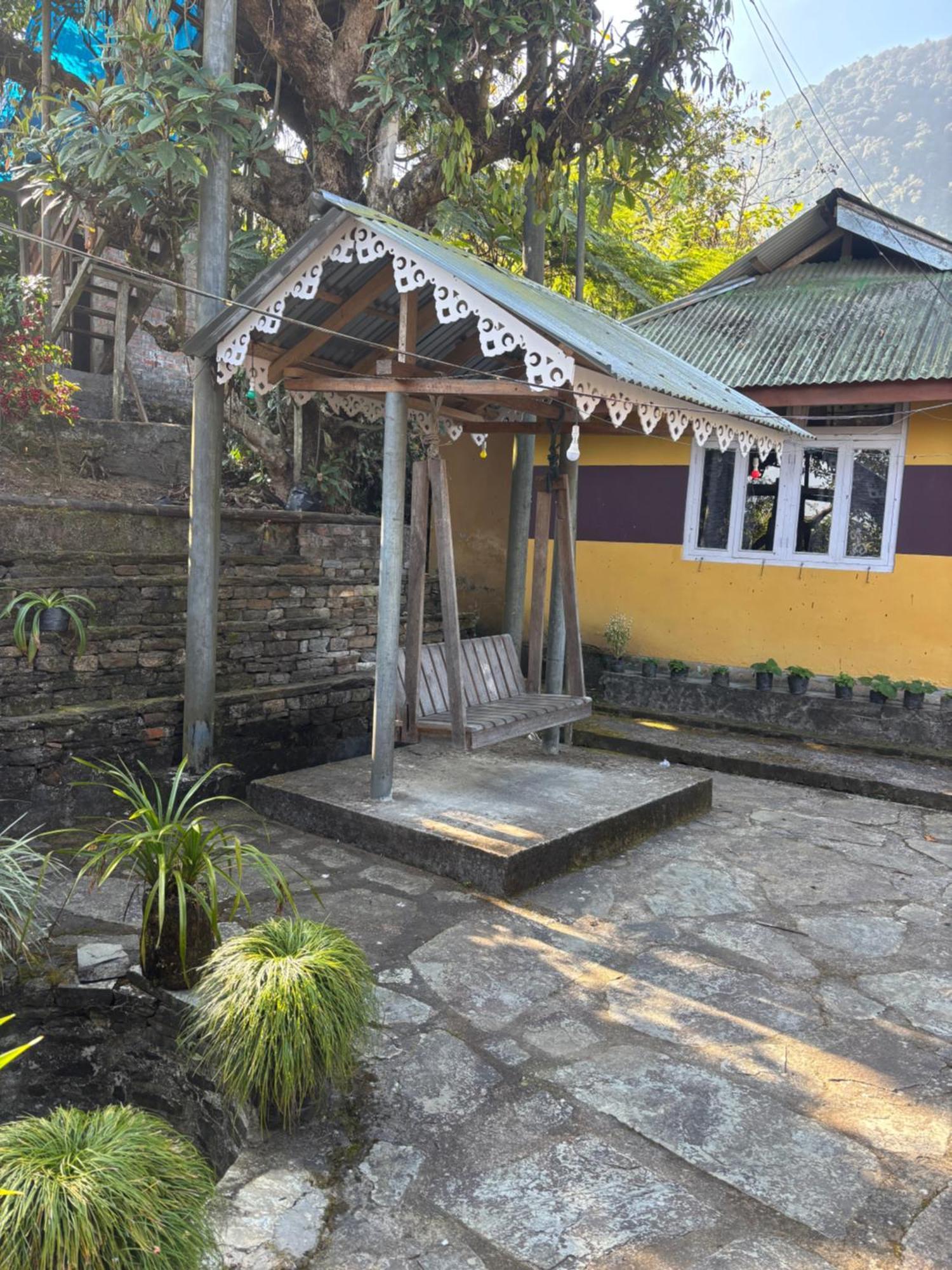 Odyssey'S Darap Eco Retreat Pelling Exterior foto