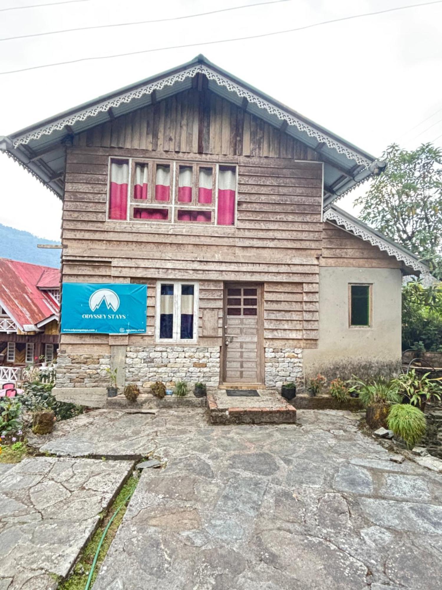 Odyssey'S Darap Eco Retreat Pelling Exterior foto