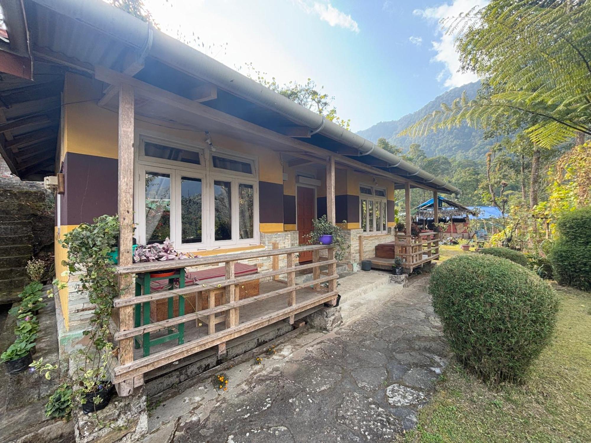 Odyssey'S Darap Eco Retreat Pelling Exterior foto