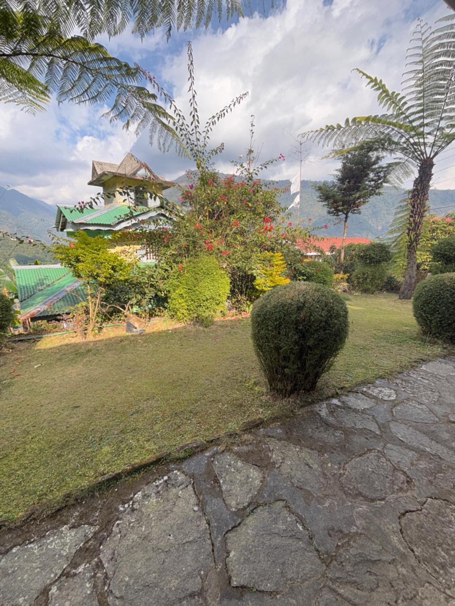 Odyssey'S Darap Eco Retreat Pelling Exterior foto